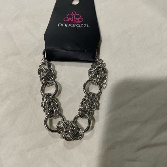 Jewelry - Picture 13 of 14